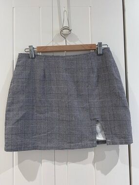 Houndstooth mini skirt